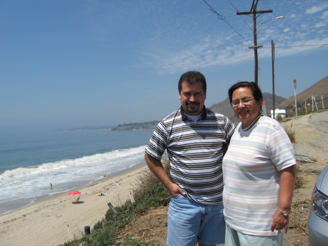 617x456 pixels (102K)